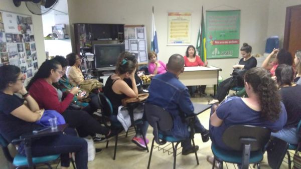 ASSEMBLEIA GERAL EXTRAORDINÁRIA DO SASERJ TIRA DELEGADOS (AS) PARA ASSEMBLEIA NACIONAL SINDICAL DE FENAS