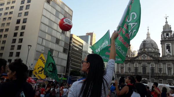 LEI DE AUMENTO DE VENCIMENTOS É SANCIONADA E PCCS ESTÁ A UM PASSO DE SER IMPLEMENTADO