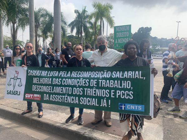 NA SEDE DA PREFEITURA DO RIO, SASERJ PARTICIPA DE ATO DO FUNCIONALISMO