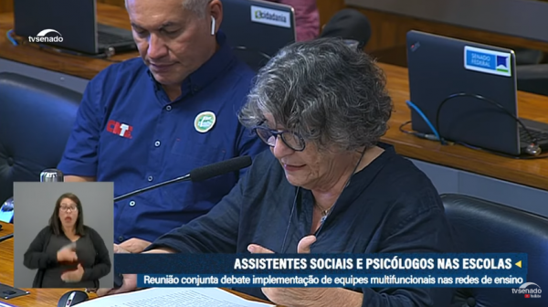 Debate sobre psicólogo e assistente social na rede pública ocorreu em audiência pública no Senado